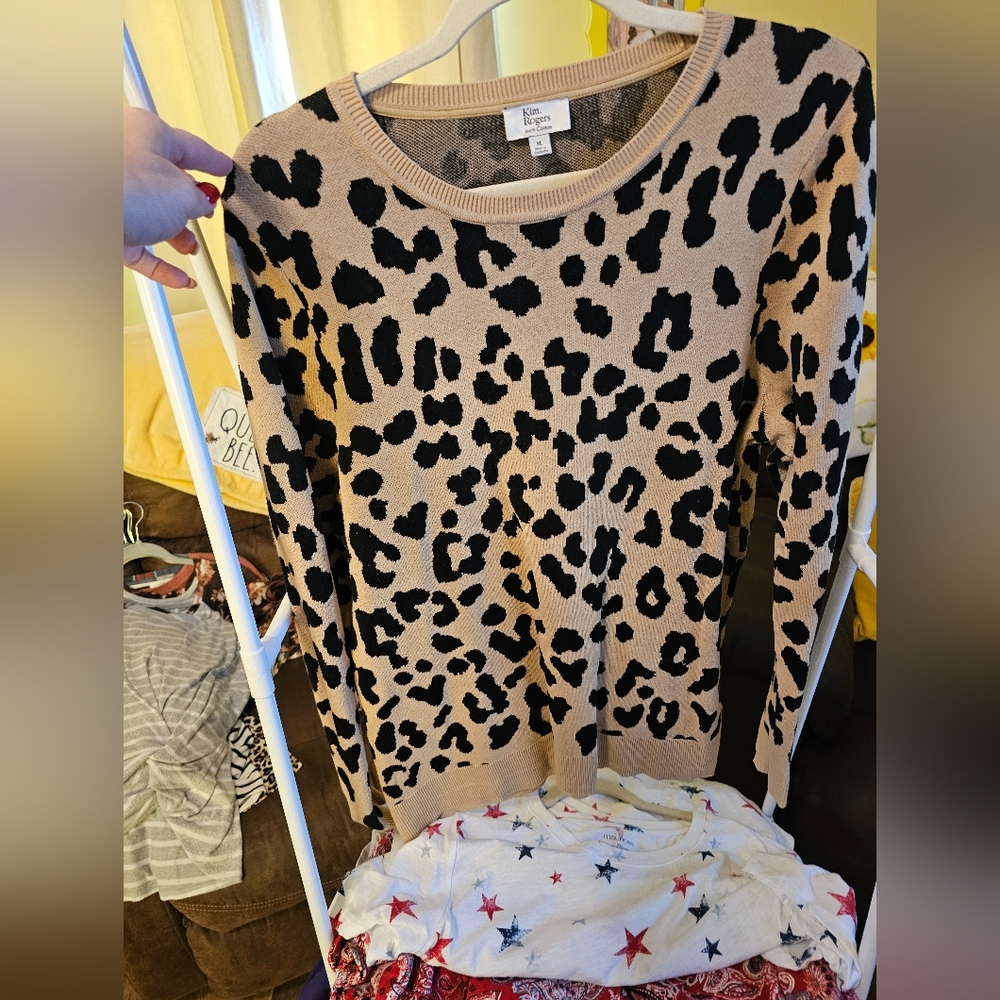 Kim rogers xl leopard sweater